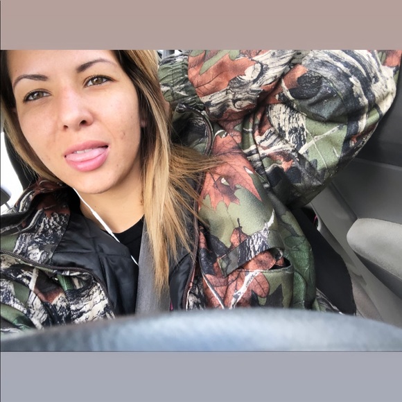 Meet your Posher, Syrah sariyah - Picture 1 of 1